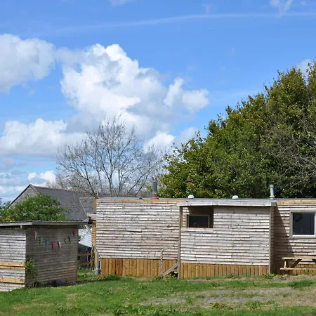 Cosy And Rural Lodge At Goldhill Glamping Shaftesbury Esterno foto