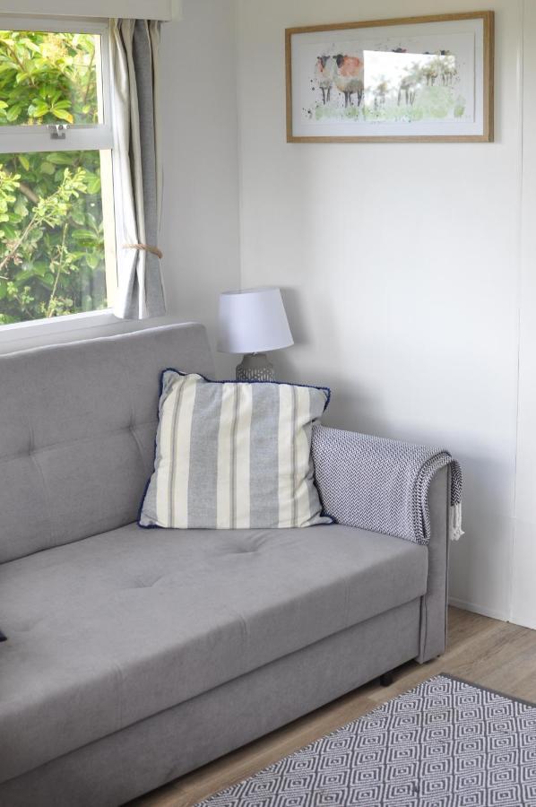Cosy And Rural At Goldhill Glamping Holiday home *