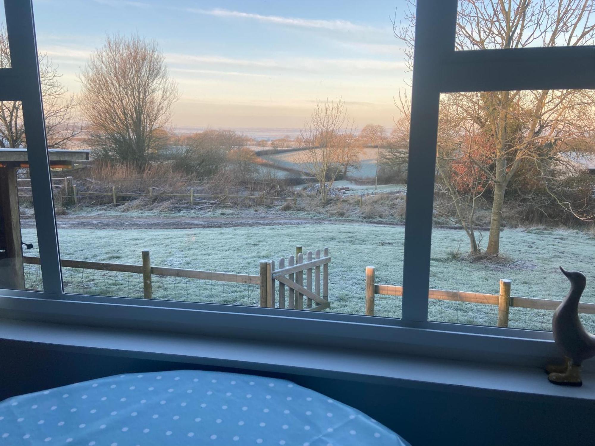 Cosy And Rural At Goldhill Glamping